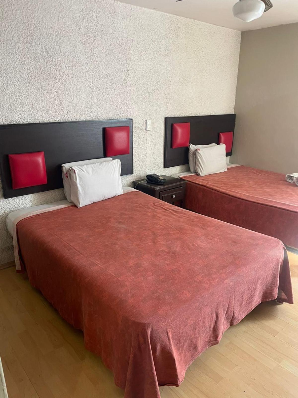 Hotel Colon Express Guadalajara Exteriér fotografie